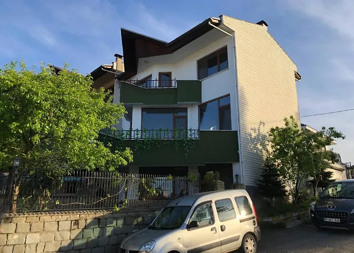 Отель Peaceful With Perfect View In The Center