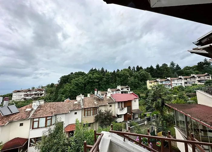 Hotel Peaceful With Perfect View In The Center 3*